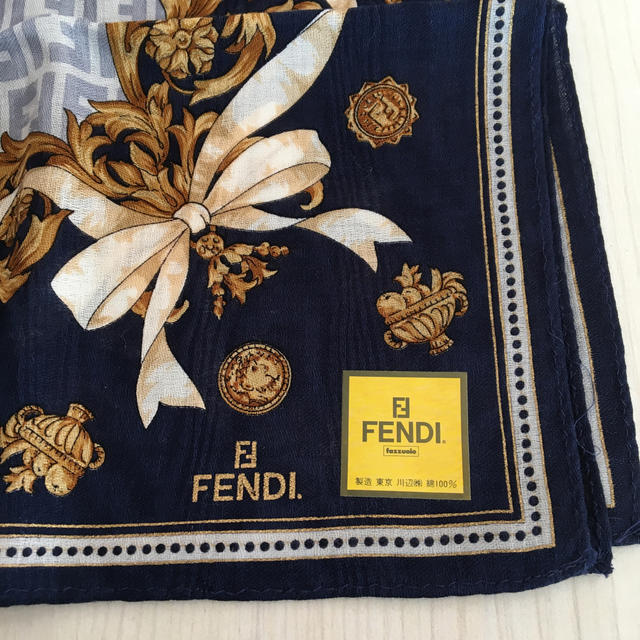 FENDI(フェンディ)のフェンディ　ハンカチ レディースのファッション小物(ハンカチ)の商品写真