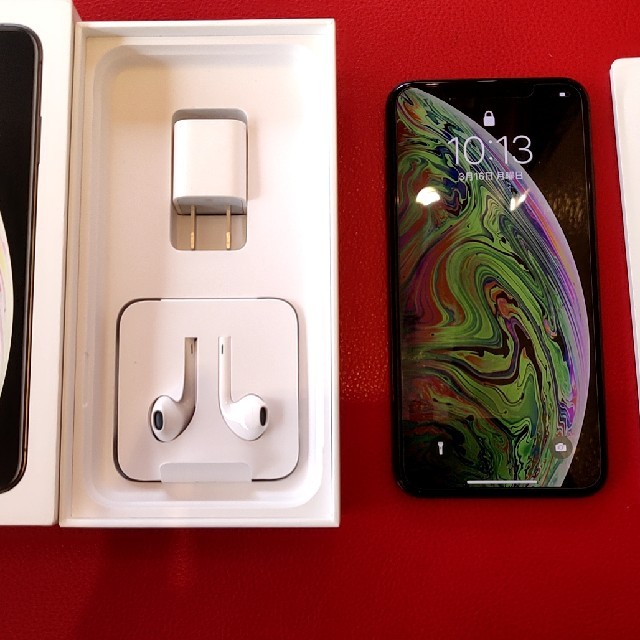 【美品】iPhone Xs 64GB Softbank SIMロック解除済