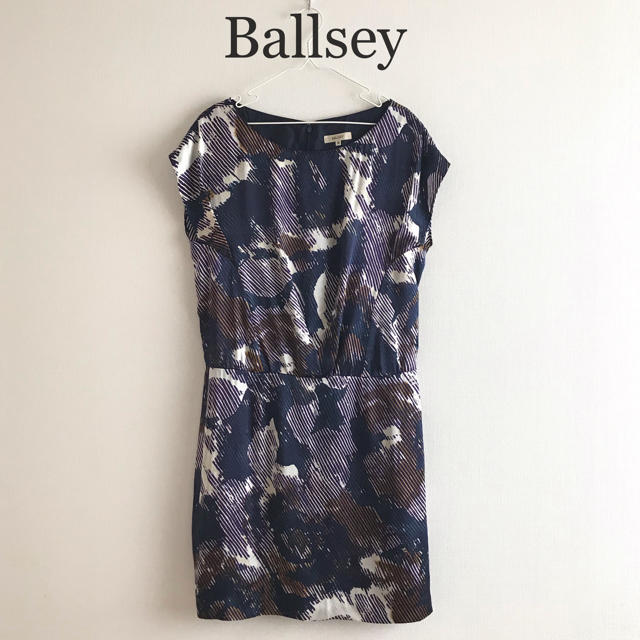 Ballsey(ボールジィ)のボールジィ☆総柄ワンピース 春夏秋 通勤仕事式　上品レディースM レディースのワンピース(ひざ丈ワンピース)の商品写真