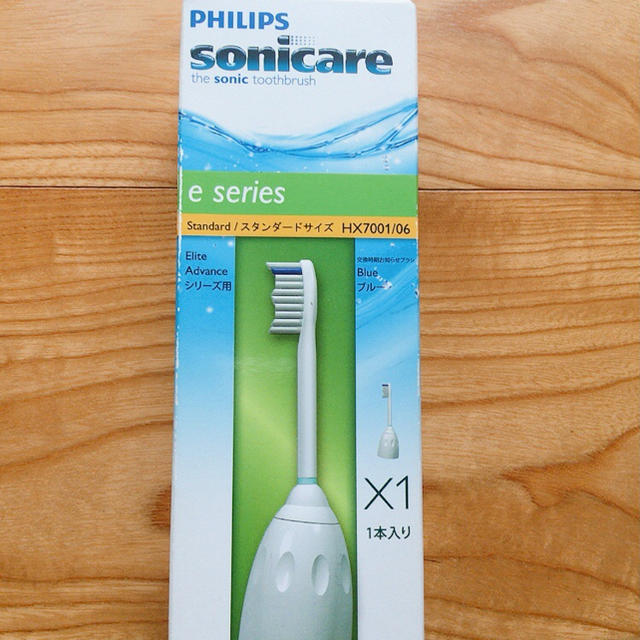 PHILIPS(フィリップス)のPHILIPS  sonicare e series スタンダードサイズ スマホ/家電/カメラの美容/健康(電動歯ブラシ)の商品写真