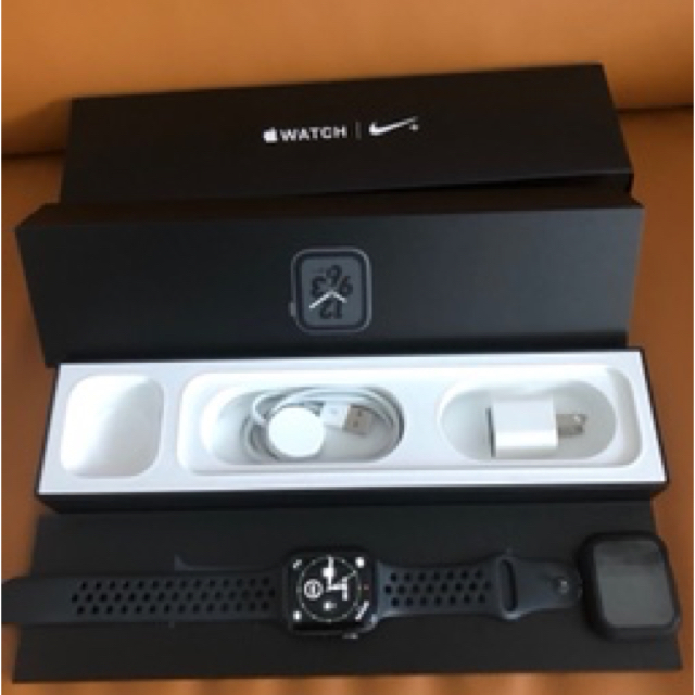 Apple Watch シリーズ4 GPS + Cellular 44mm-