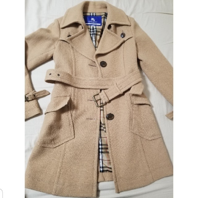 BURBERRY BLUE LABEL(バーバリーブルーレーベル)のコート レディースのジャケット/アウター(ロングコート)の商品写真