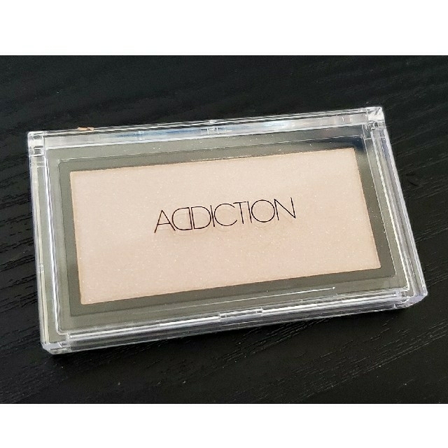 ADDICTION(アディクション)のADDICTION　ザ　ブラッシュ　003 Moon Dance コスメ/美容のベースメイク/化粧品(フェイスカラー)の商品写真