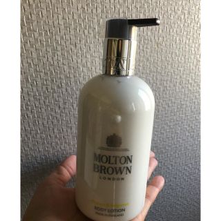 モルトンブラウン(MOLTON BROWN)のモルトンブラウン　ボディローション　orange&bergamot(ボディソープ/石鹸)