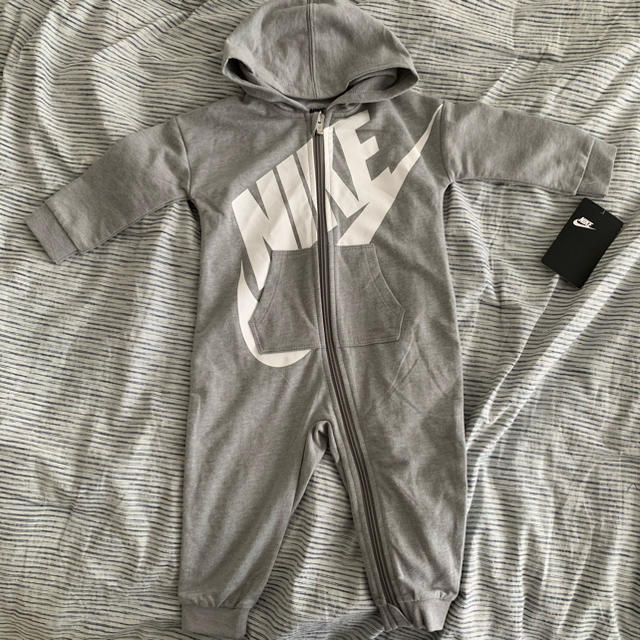 NIKE(ナイキ)のNIKE カバーオール ロンパース  キッズ/ベビー/マタニティのベビー服(~85cm)(カバーオール)の商品写真