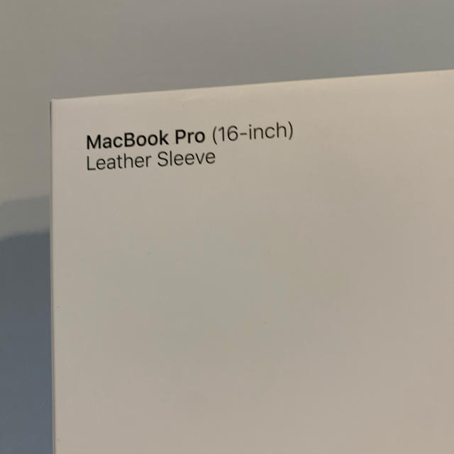 <<新品未使用>>MacBook Pro用レザースリーブ　ミッドナイトブルー