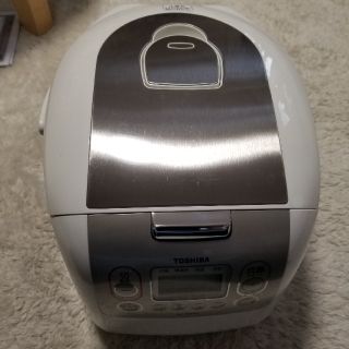 トウシバ(東芝)のTOSHIBA RC-18NMF １升炊飯器　中古(炊飯器)