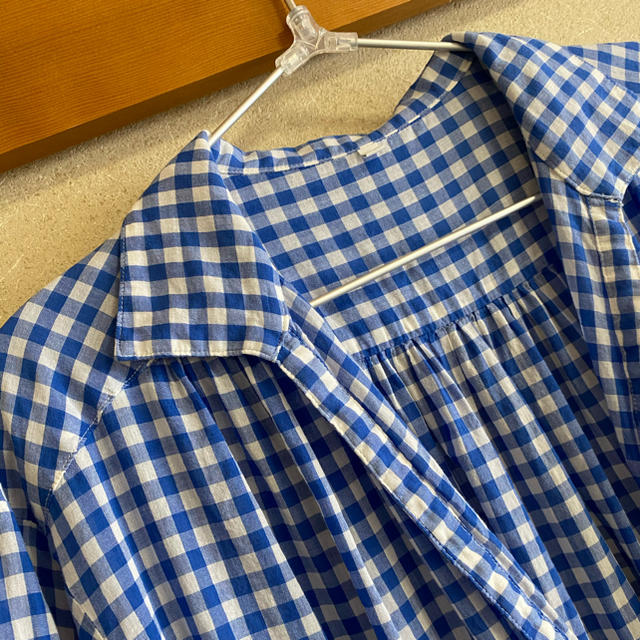 MUJI (無印良品)(ムジルシリョウヒン)の無印良品　青ギンガムチェックのチュニックブラウス レディースのトップス(シャツ/ブラウス(半袖/袖なし))の商品写真