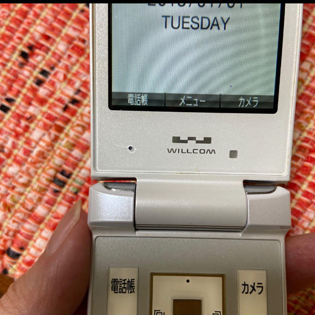 京セラ(キョウセラ)の京セラ　WX12K  WILLCOM ウィルコム　ホワイト　携帯電話 スマホ/家電/カメラのスマートフォン/携帯電話(PHS本体)の商品写真