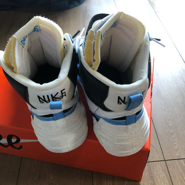 NIKE(ナイキ)のNIKE BLAZER MID / SACAI メンズの靴/シューズ(スニーカー)の商品写真