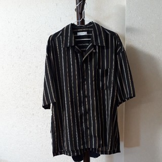 【LIDNM】〈リドム〉ストライプ半袖シャツ　黒 × 白 × ベージュ【LIDn(シャツ)