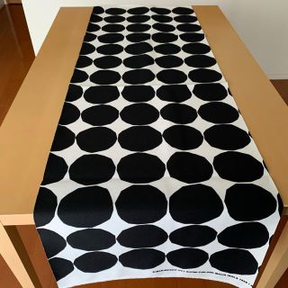 マリメッコ(marimekko)の267.211.マリメッコ 裏コーティング生地 キヴェット/ラシィマット 赤(生地/糸)