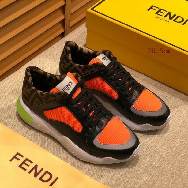 FENDI - FENDI スニーカー の通販 by Shou's shop｜フェンディならラクマ