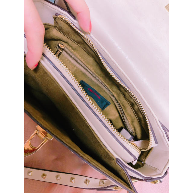 DaTuRa(ダチュラ)の【限定SALE】スタッズ付きショルダーBag レディースのバッグ(ショルダーバッグ)の商品写真