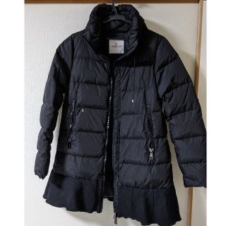 モンクレール(MONCLER)のモンクレール　フリル　ダウンコート(ダウンコート)