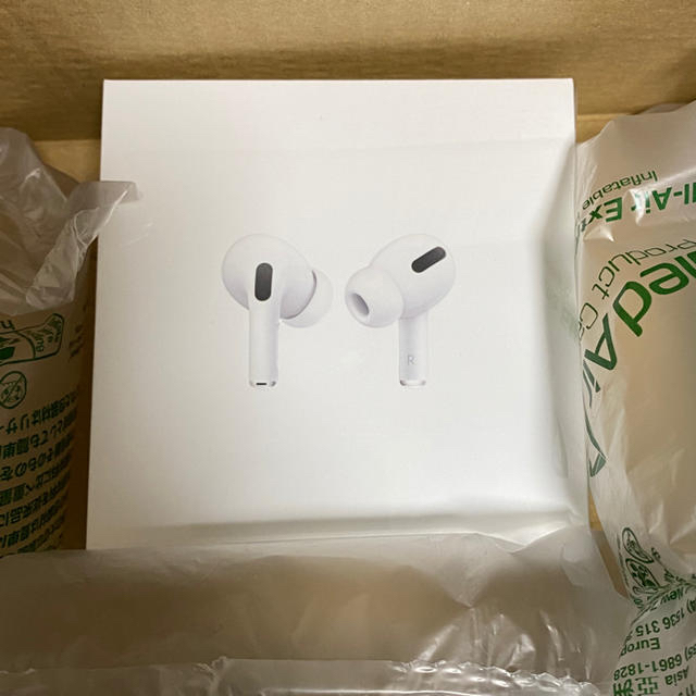 Apple AirPods Pro 新品未開封 - ヘッドフォン/イヤフォン