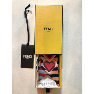 専用ですFENDI ストラップユー ハート 正規品 バレンタイン限定