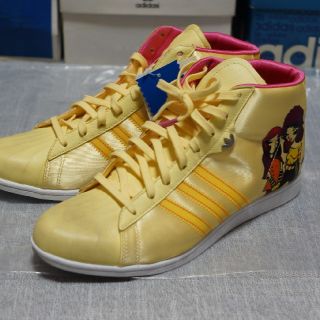 アディダス(adidas)のfafi スニーカー 新古品(スニーカー)