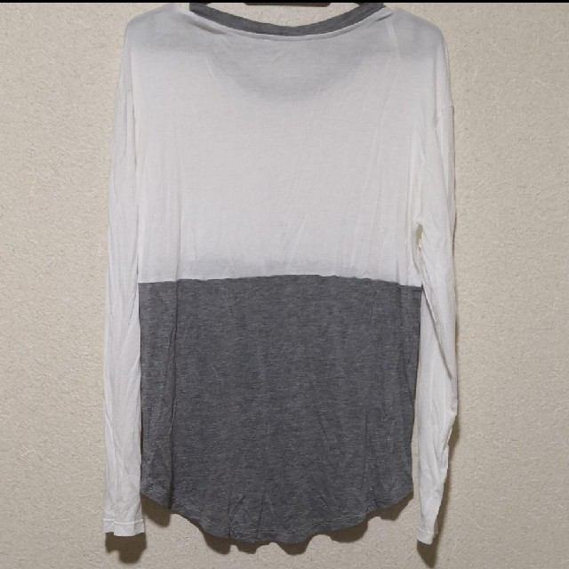 ZARA(ザラ)のZARA　ロンT レディースのトップス(Tシャツ(長袖/七分))の商品写真