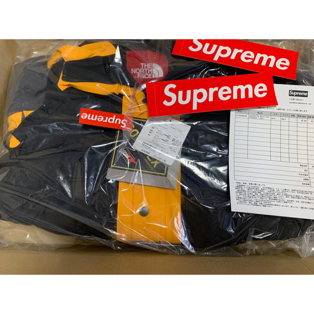 Supreme(シュプリーム)のsupreme the north face メンズのジャケット/アウター(マウンテンパーカー)の商品写真