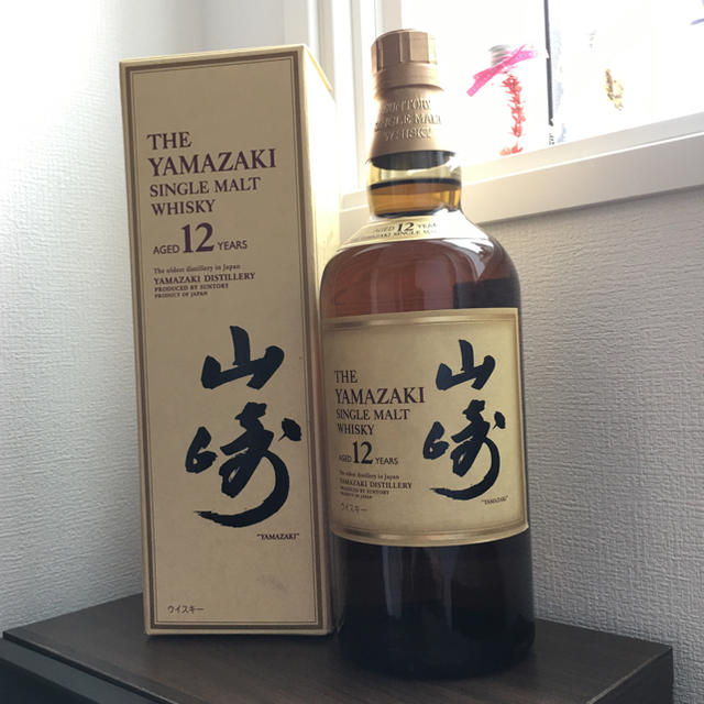 サントリー　ウイスキー  山崎12年　700ml