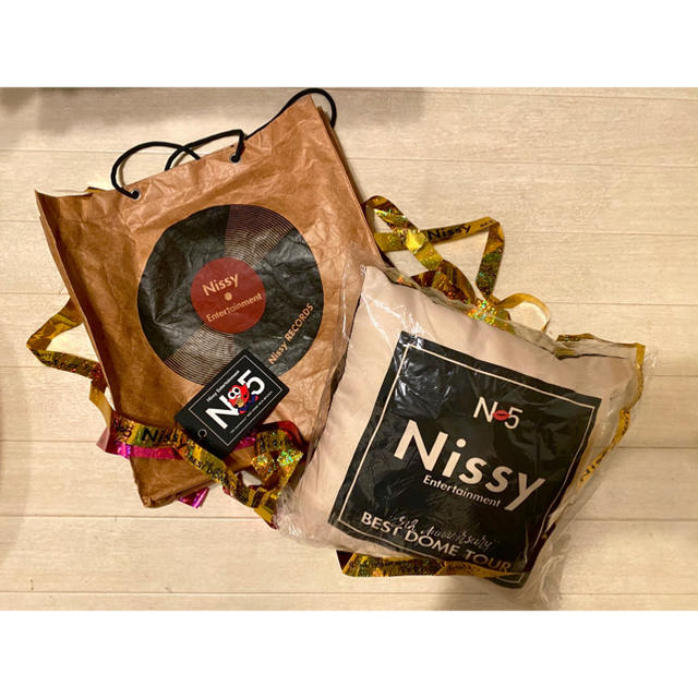 国内正規総代理店アイテム】 Nissy プレミアムグッズ school.livin 国内正規総代理店アイテム】 Nissy プレミアムグッズ school.livin