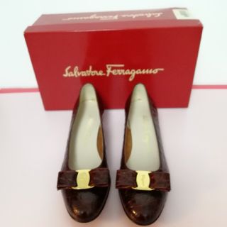 サルヴァトーレフェラガモ(Salvatore Ferragamo)のピンキー103様専用❗フェラガモ パンプス(ハイヒール/パンプス)