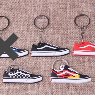 ヴァンズ(VANS)の☆VANS バンズブランド 100枚ステッカーセット　★オマケ付き★ 1枚16円(スケートボード)