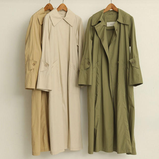 TODAYFUL(トゥデイフル)のTODAYFUL Tuck Over Trenchcoat レディースのジャケット/アウター(トレンチコート)の商品写真