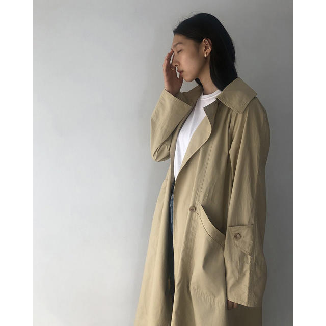 TODAYFUL(トゥデイフル)のTODAYFUL Tuck Over Trenchcoat レディースのジャケット/アウター(トレンチコート)の商品写真