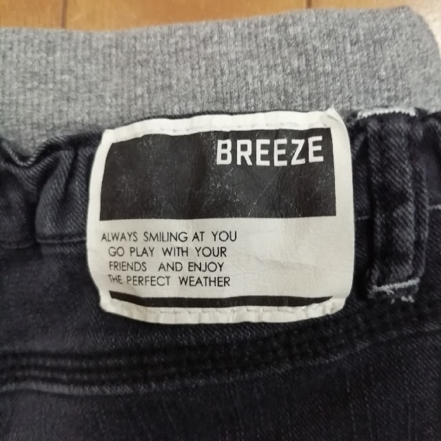 BREEZE(ブリーズ)のBREEZE／ブリーズ140　ハーフパンツ140　デニム　ジーンズ　ブラック　黒 キッズ/ベビー/マタニティのキッズ服男の子用(90cm~)(パンツ/スパッツ)の商品写真