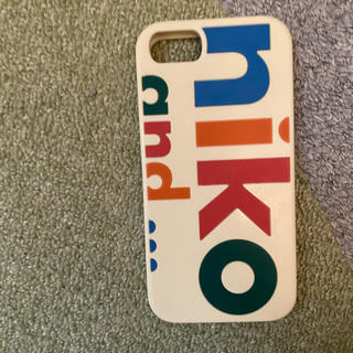 ニコアンド(niko and...)のiPhone8ケース(iPhoneケース)