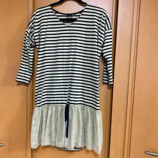 ユニクロ(UNIQLO)の裾チュールレース　ボーダーワンピース(ミニワンピース)