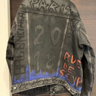 Balenciaga   balenciaga graffiti denim jacket の通販｜ラクマ