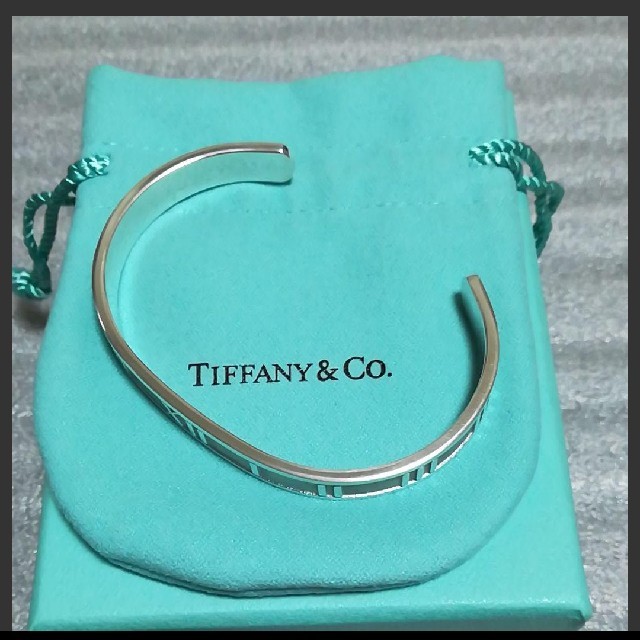 Tiffany & Co.(ティファニー)のティファニー アトラス カフバングル メンズのアクセサリー(バングル/リストバンド)の商品写真