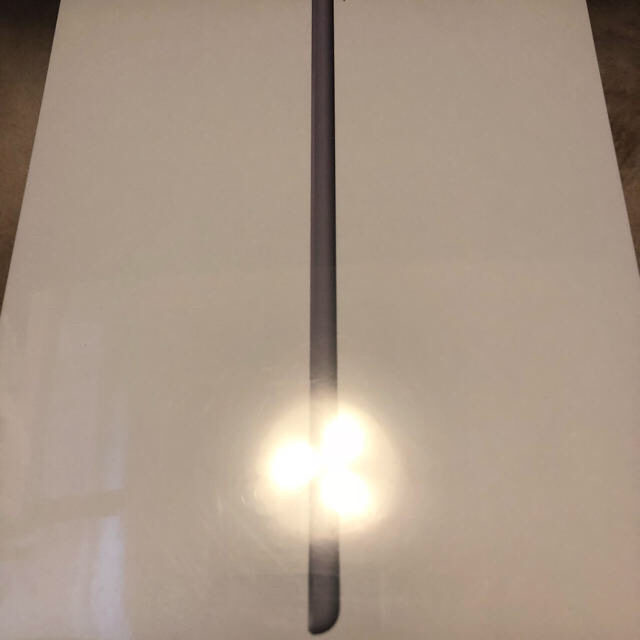 iPad  MW782J/A 128GB Silver ☆新品・未開封