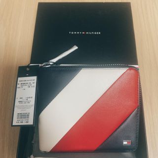 トミーヒルフィガー(TOMMY HILFIGER)の早い者勝ち‼️新品‼️TOMMY HILFIGER 二つ折り　財布(折り財布)