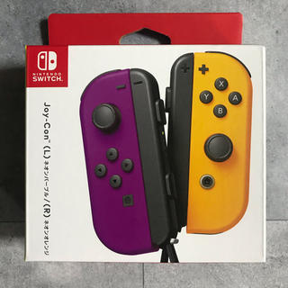 ニンテンドースイッチ(Nintendo Switch)の任天堂　スイッチ　コントローラー　(家庭用ゲーム機本体)