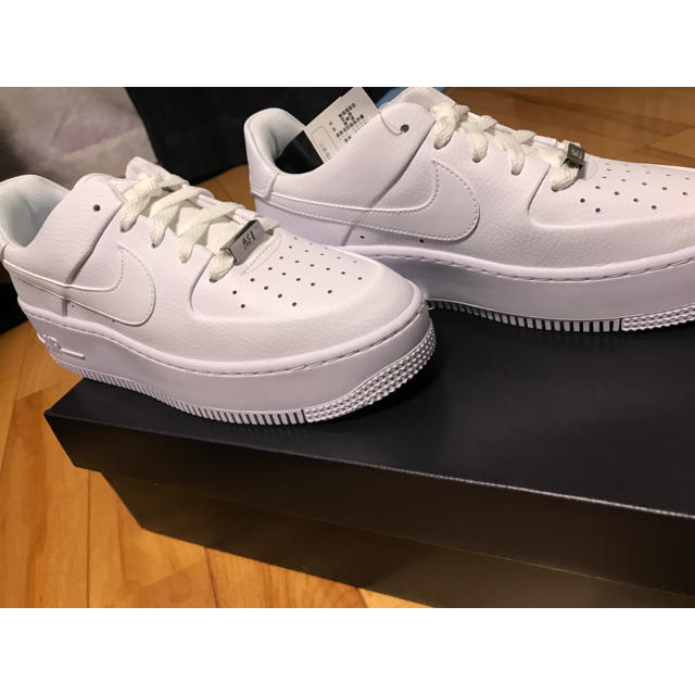 Nike AF1 sage low white