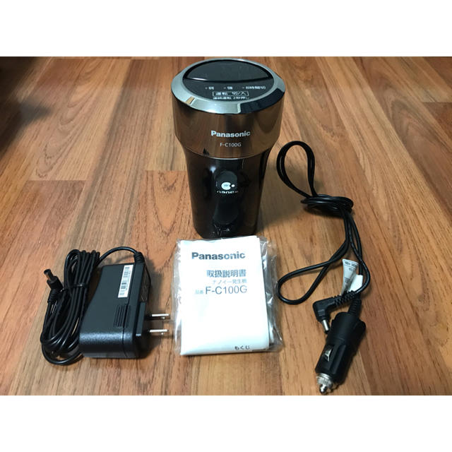 Panasonic(パナソニック)の【中古】【状態良品】車載用Panasonicナノイー空気清浄機（FC-100G） 自動車/バイクの自動車(車内アクセサリ)の商品写真