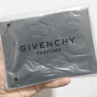 ジバンシィ(GIVENCHY)の非売品　✩﻿ ジバンシー　ポーチ？カードケースにも！(コインケース/小銭入れ)