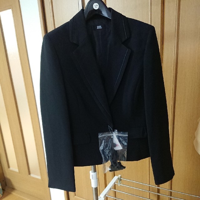 RyuRyu(リュリュ)の入学式 卒業式 スーツ 17号 4点セット レディースのフォーマル/ドレス(スーツ)の商品写真