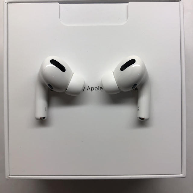Apple アップル　AirPods Pro MWP22J/A  専用