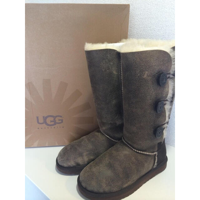 UGGロングブーツ