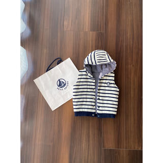 プチバトー(PETIT BATEAU)のpetit bateau プチバトー 超美品 定番　ベスト　アウター(ジャケット/コート)