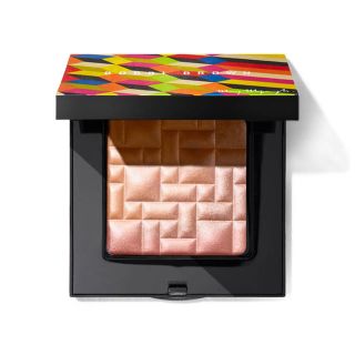 ボビイブラウン(BOBBI BROWN)の【新品】ボビイブラウン ハイライティング パウダー(フェイスカラー)