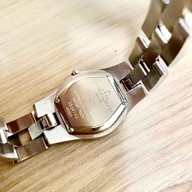 BAUME&MERCIER(ボームエメルシエ)のボーム&メルシェ リネア シェル文字盤 腕時計 クオーツ レディース 12PD レディースのファッション小物(腕時計)の商品写真