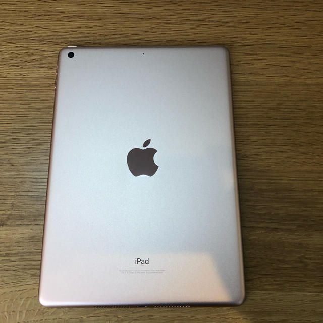 iPad - iPad 第6世代 2018年 9.7 Wi-Fiモデル 32GB ゴールドの通販 by ... iPad 第6世代 2018年モデル 9.7インチ Wi-Fi32GB ゴールド