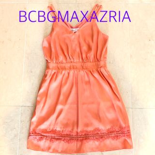 ビーシービージーマックスアズリア(BCBGMAXAZRIA)の処分セール　新品　BCBG コーラルピンク　ワンピース　レース(ミニワンピース)