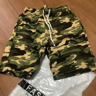 迷彩ショートパンツ　Mサイズ　military(ショートパンツ)